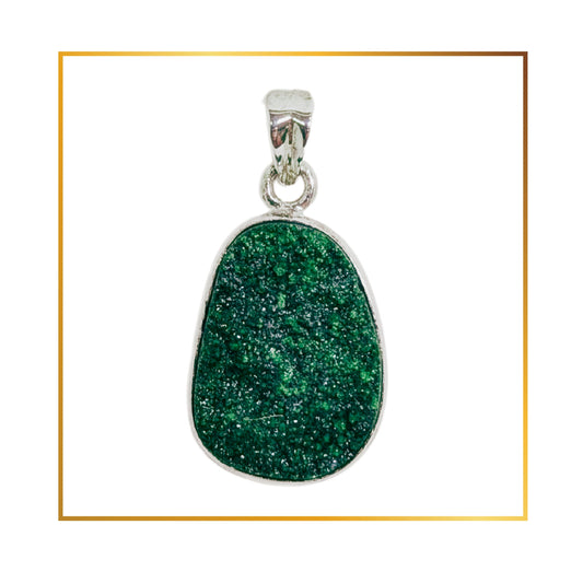Pendentif Grenat Ouvarovite